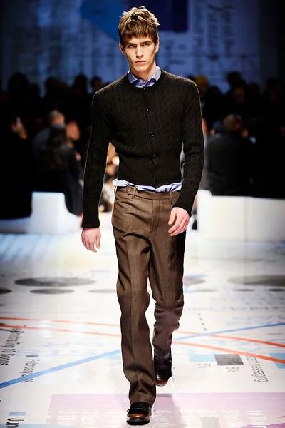 Look 22